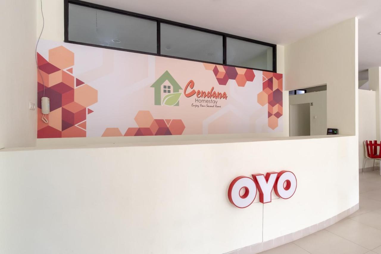 Oyo 1940 Cendana Homestay Syariah Медан Экстерьер фото