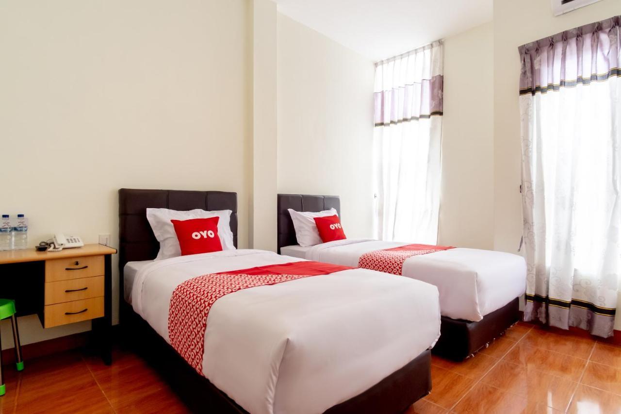Oyo 1940 Cendana Homestay Syariah Медан Экстерьер фото